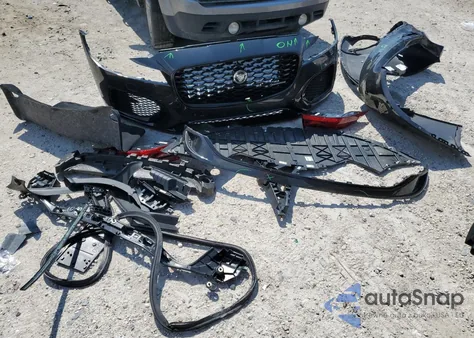 2024 Jaguar Xf R-Dynamic Se from USA, damaged, VIN SAJB64FXXRCY94427